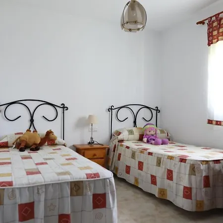 Con Piscina, Amplio Jardin Y Aire Acondicionado * Chiclana de la Frontera